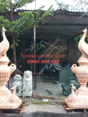 Tượng Con Công Bằng Đá 11