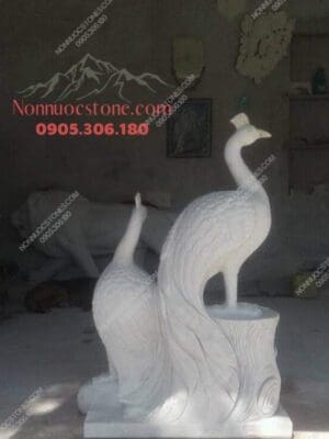 Tượng Con Công Bằng Đá 03