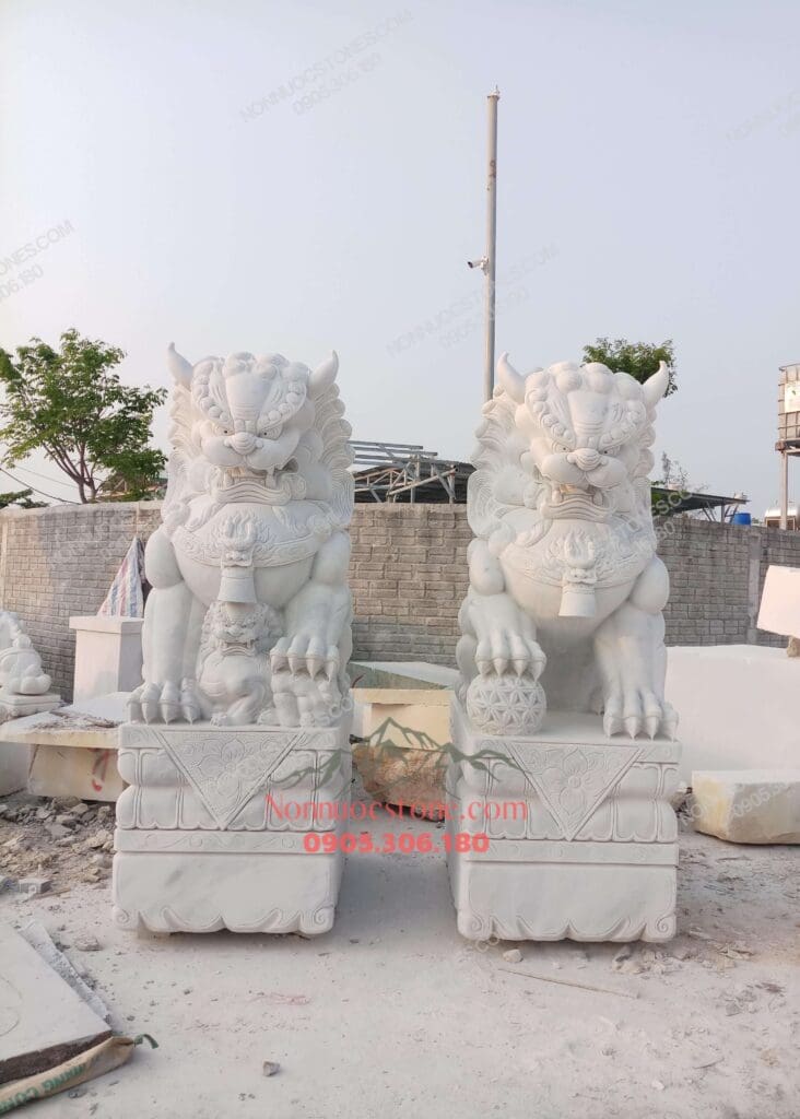 Kỳ lân đá trắng - Linh vật phong thủy đầy giá trị và ý nghĩa 11 Kỳ lân đá trắng - Linh vật phong thủy đầy giá trị và ý nghĩa 5