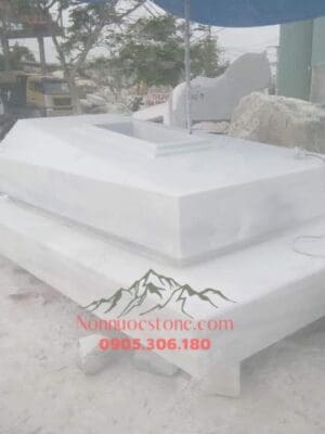 Mộ Bằng Đá 24
