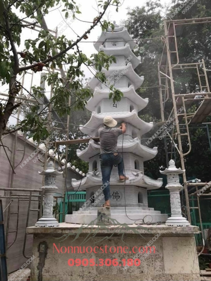 Tháp Đá 50 1 Tháp Đá 50