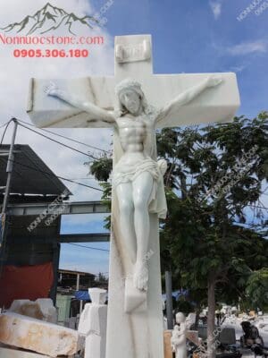 Tượng Chúa Chịu Nạn Bằng Đá 14