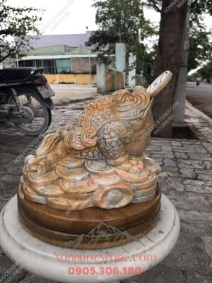 Tượng Con Cóc Bằng Đá 01
