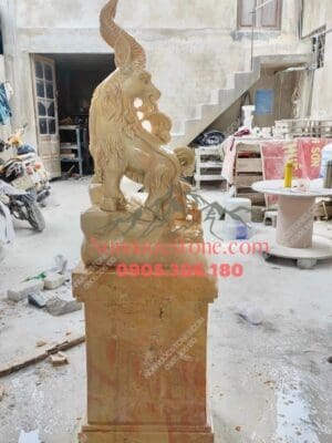 Tượng Con Dê Bằng Đá 07