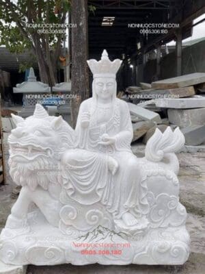 Tượng Phật Địa Tạng Cưỡi Linh Thú Đề Thính Bằng Đá 11