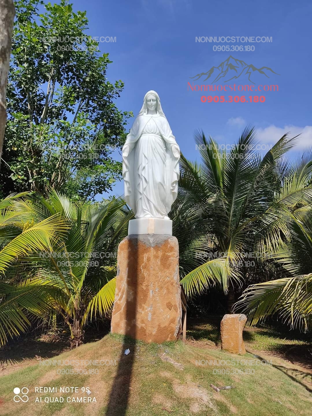 Tượng Đức Mẹ Ban Ơn Bằng Đá 133 1 Tượng Đức Mẹ Ban Ơn Bằng Đá 133