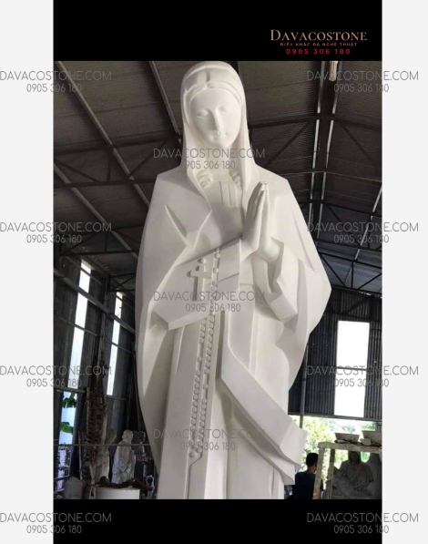 Tượng Đức Mẹ Núi Cúi Bằng Đá 05 1 Tượng Đức Mẹ Núi Cúi Bằng Đá 05
