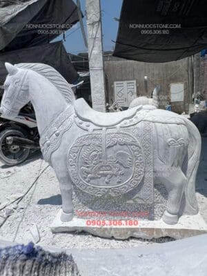 Tượng Ngựa Bằng Đá 18