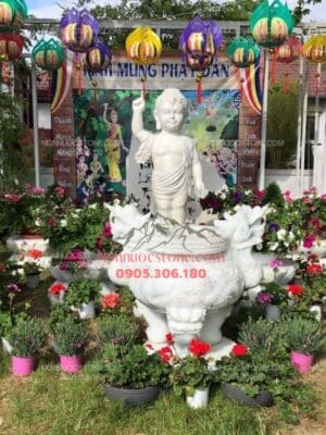Tượng Phật Đản Sanh Bằng Đá 06