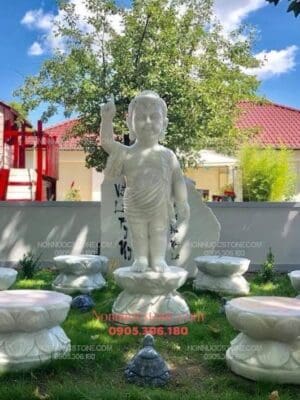 Tượng Phật Đản Sanh Bằng Đá 08
