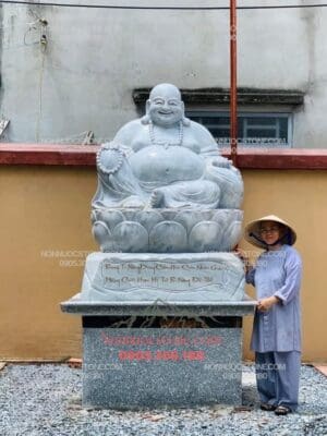 Tượng Phật Di Lặc Bằng Đá 01