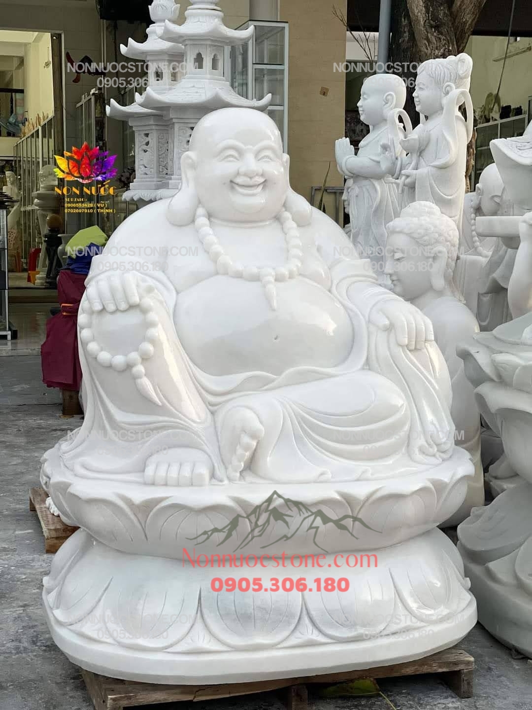 Tượng Phật Di Lặc bằng đá- Tìm hiểu, Lựa Chọn và Thờ Tự trong phong thủy 32 Tượng Phật Di Lặc bằng đá- Tìm hiểu, Lựa Chọn và Thờ Tự trong phong thủy 32