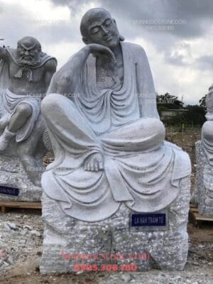 Tượng La Hán Bằng Đá 08