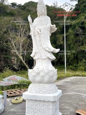 Tượng Phật Quan Âm Bằng Đá 11