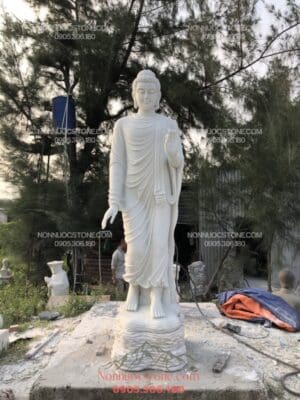 Tượng Phật Thích Ca Ban Phước Bằng Đá 13