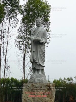 Tượng Phật Thích Ca Khất Thực Bằng Đá 04
