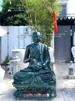 Tượng Phật Sivali Bằng Đá 02