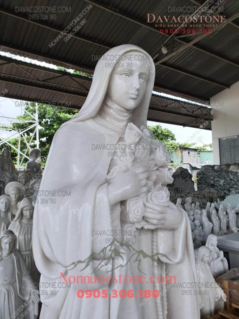 Tượng Thánh Teresa Bằng Đá 22 1 Tượng Thánh Teresa Bằng Đá 22